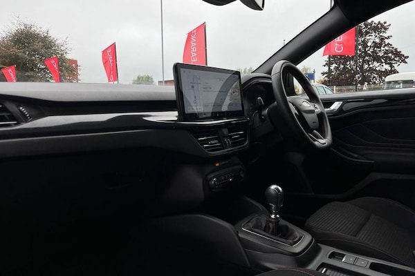 Used Ford Focus 2022 for sale - 76255399: Photo 18