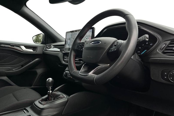 Used Ford Focus 2022 for sale - 76255399: Photo 9