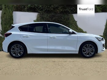 Used Ford Focus 2023 for sale - 78792250: Photo