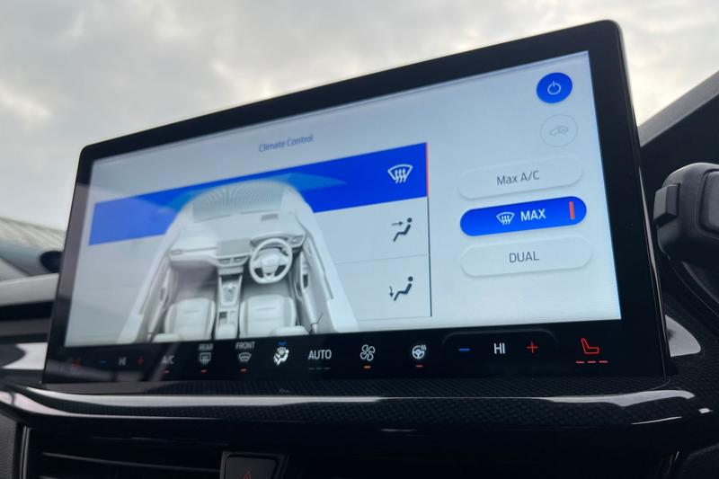 Used Ford Focus 2023 for sale - 76500643: Photo 28