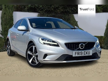 Used Volvo V40 2019 for sale - 78376955: Photo
