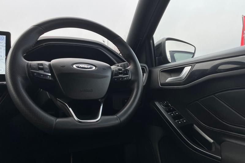 Used Ford Focus 2022 for sale - 77225857: Photo 12