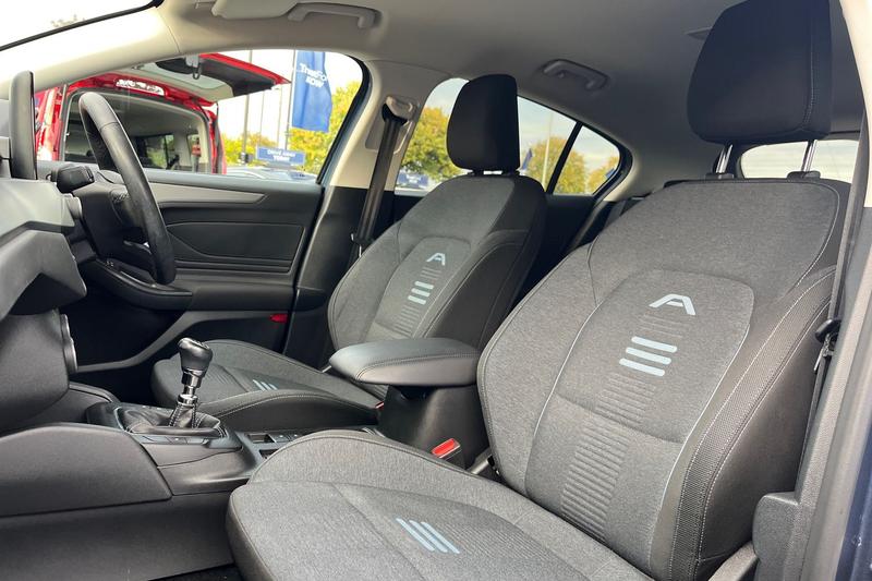 Used Ford Focus 2023 for sale - 76142568: Photo 19