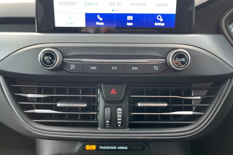 Used Ford Focus 2023 for sale - 76142568: Photo 30