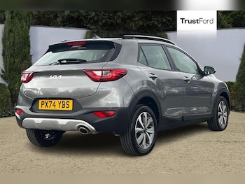 Used Kia Stonic 2024 for sale - 79369345: Photo