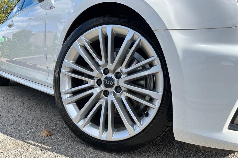 Used Audi A4 2019 for sale - 76123764: Photo 8
