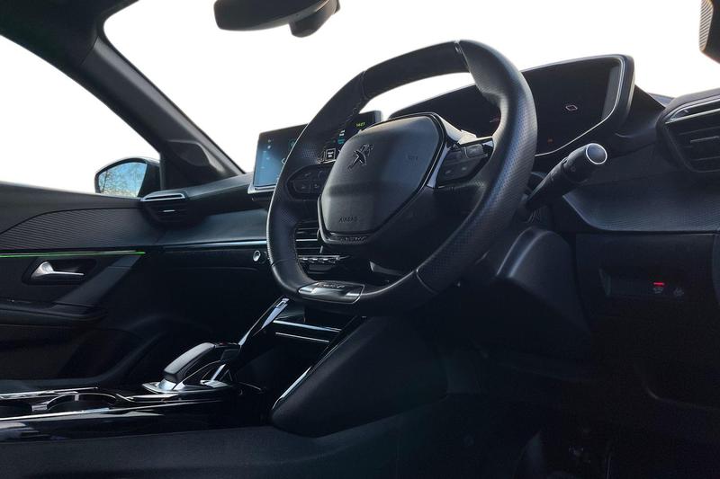 Used Peugeot 208 2022 for sale - 76966152: Photo 9