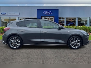 Used Ford Focus 2026 for sale - 79067253: Photo