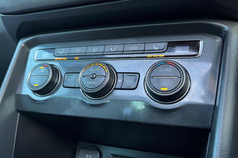 Used Volkswagen Tiguan 2020 for sale - 76904551: Photo 33