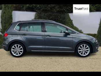 Used Volkswagen Golf SV 2017 for sale - 75044143: Photo