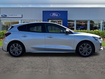 Used Ford Focus 2023 for sale - 75880949: Photo