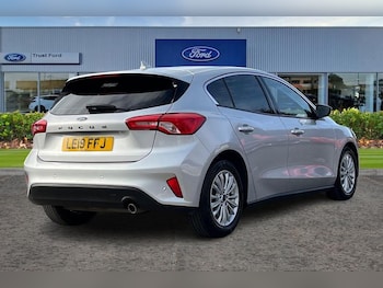 Used Ford Focus 2019 for sale - 76196682: Photo 4