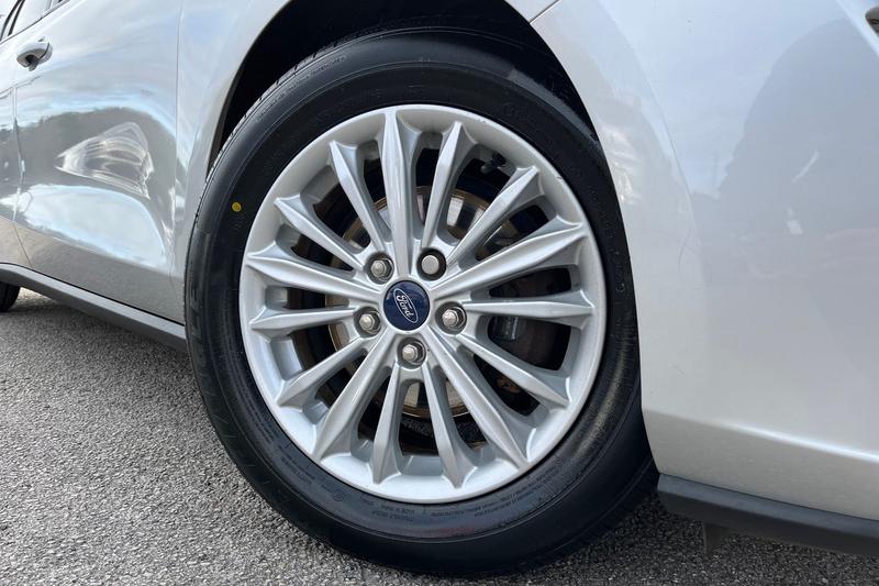 Used Ford Focus 2019 for sale - 76196682: Photo 8