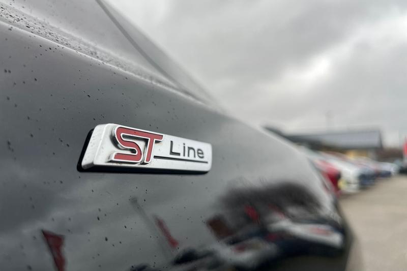 Used Ford Focus 2023 for sale - 77339902: Photo 40