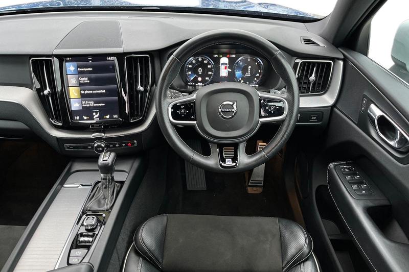 Used Volvo XC60 2018 for sale - 76772730: Photo 11