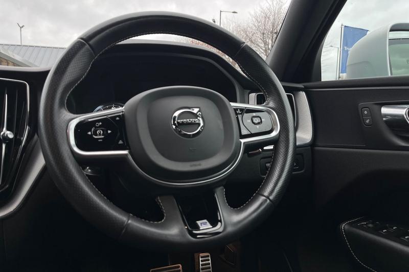 Used Volvo XC60 2018 for sale - 76772730: Photo 12