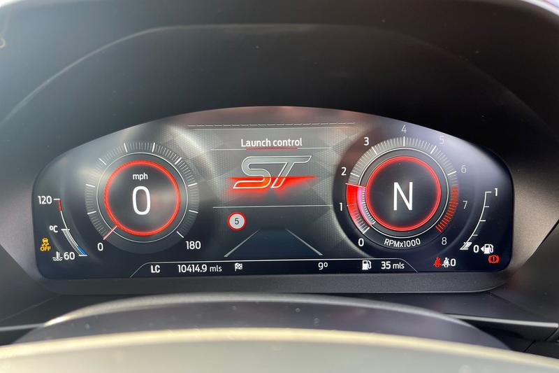 Used Ford Focus 2023 for sale - 76394098: Photo 13