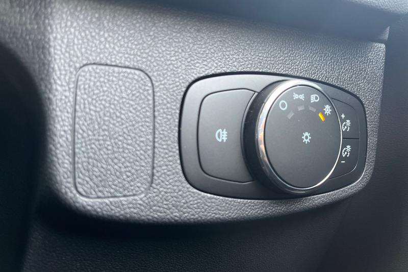 Used Ford Focus 2023 for sale - 76394098: Photo 23