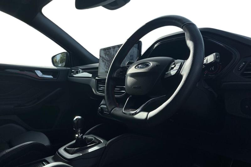 Used Ford Focus 2023 for sale - 76394098: Photo 9