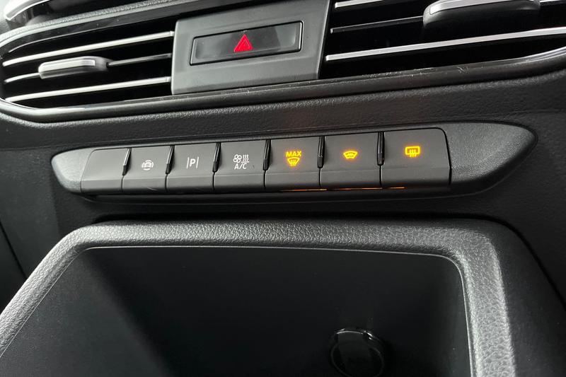 Used Ford Tourneo Connect 2025 for sale - 77274929: Photo 33