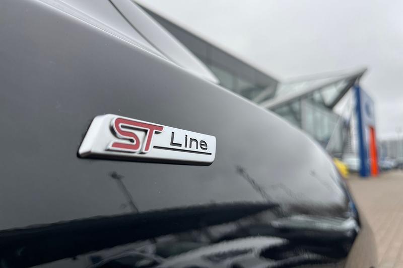 Used Ford Focus 2023 for sale - 77935002: Photo 39