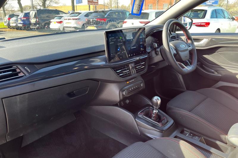 Used Ford Focus 2023 for sale - 78042901: Photo 18