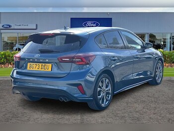 Used Ford Focus 2023 for sale - 78042901: Photo