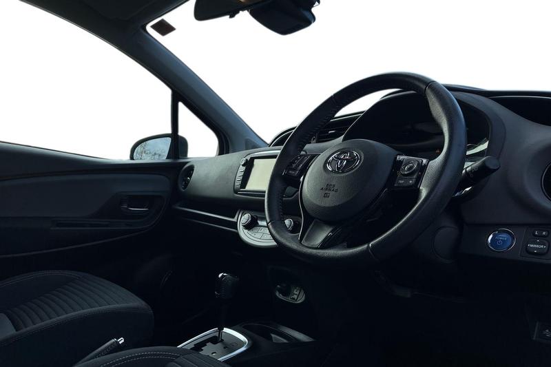 Used Toyota Yaris 2020 for sale - 77354495: Photo 9