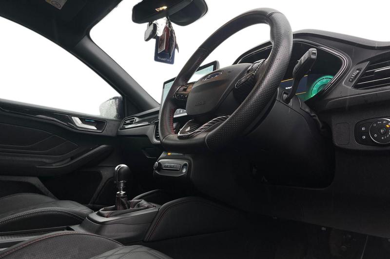 Used Ford Focus 2024 for sale - 76641123: Photo 9