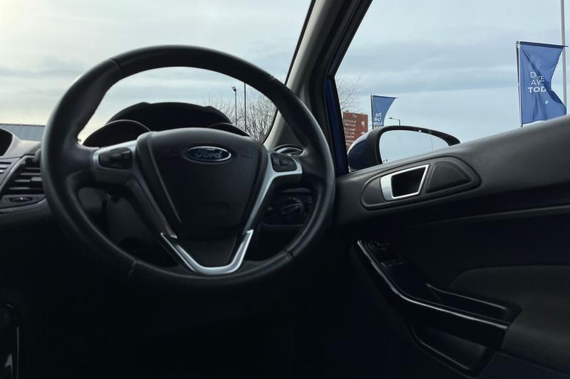 Used Ford Fiesta 2015 for sale - 77989113: Photo 12