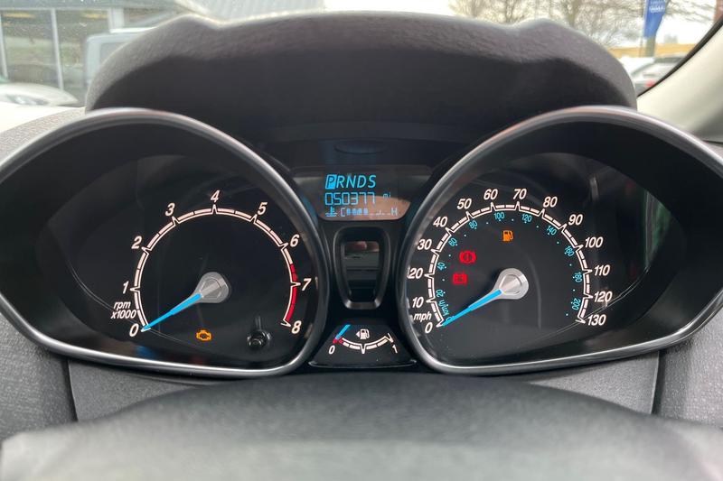 Used Ford Fiesta 2015 for sale - 77989113: Photo 13