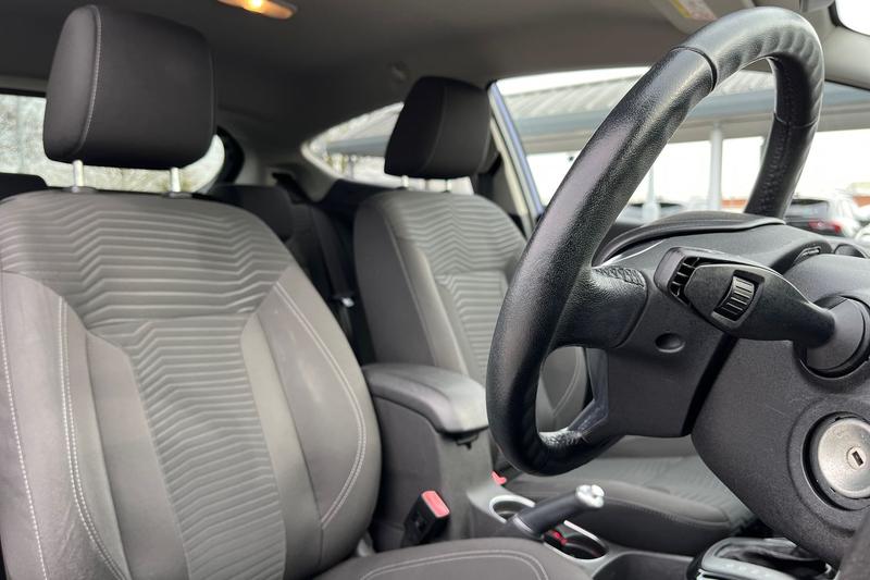 Used Ford Fiesta 2015 for sale - 77989113: Photo 17