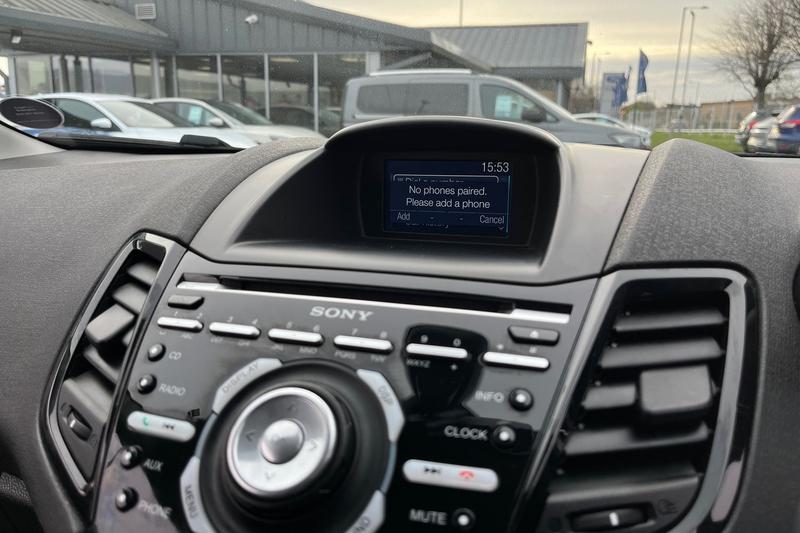 Used Ford Fiesta 2015 for sale - 77989113: Photo 27