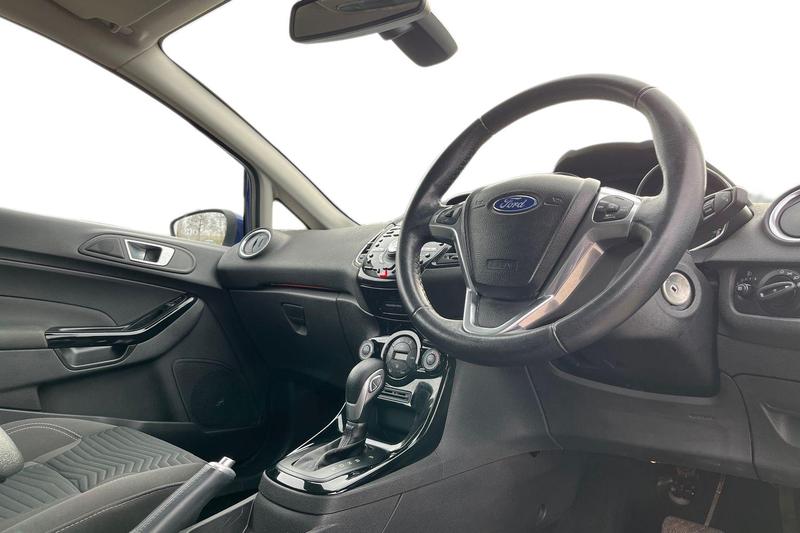 Used Ford Fiesta 2015 for sale - 77989113: Photo 9