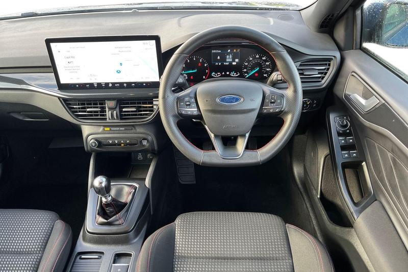 Used Ford Focus 2023 for sale - 76835488: Photo 11