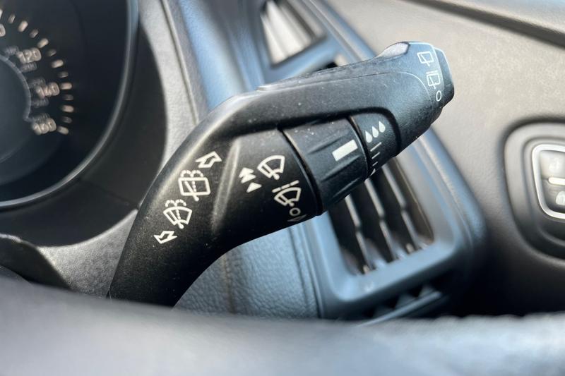 Used Ford Focus 2017 for sale - 77128254: Photo 15