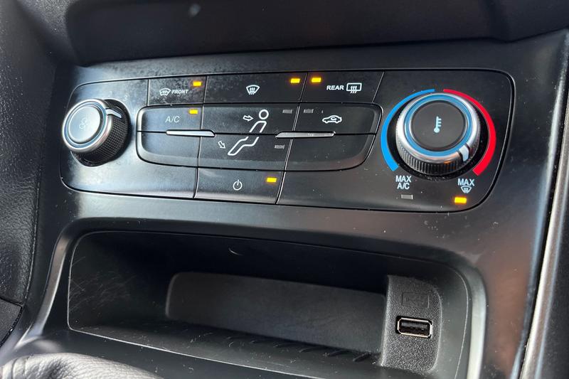 Used Ford Focus 2017 for sale - 77128254: Photo 31