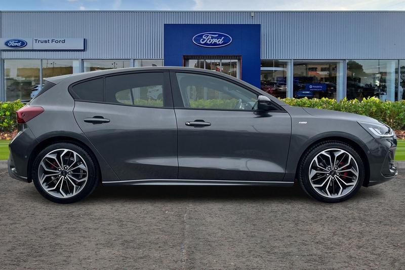 Used Ford Focus 2023 for sale - 78222915: Photo 3