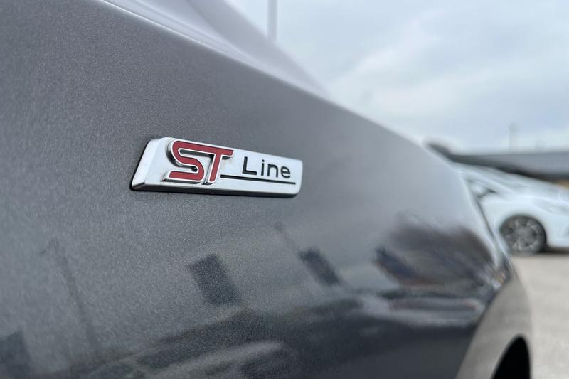 Used Ford Focus 2023 for sale - 78222915: Photo 40