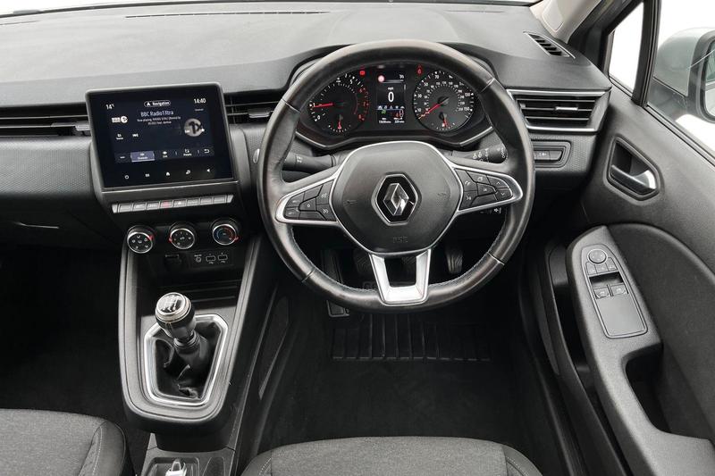 Used Renault Clio 2020 for sale - 76089579: Photo 11