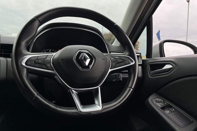 Used Renault Clio 2020 for sale - 76089579: Photo 12