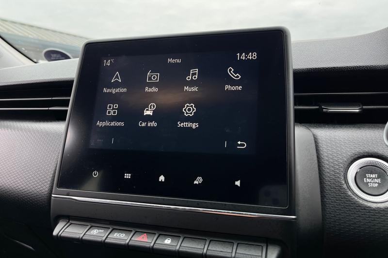 Used Renault Clio 2020 for sale - 76089579: Photo 30