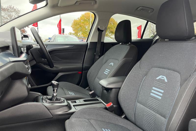 Used Ford Focus 2023 for sale - 76534453: Photo 19