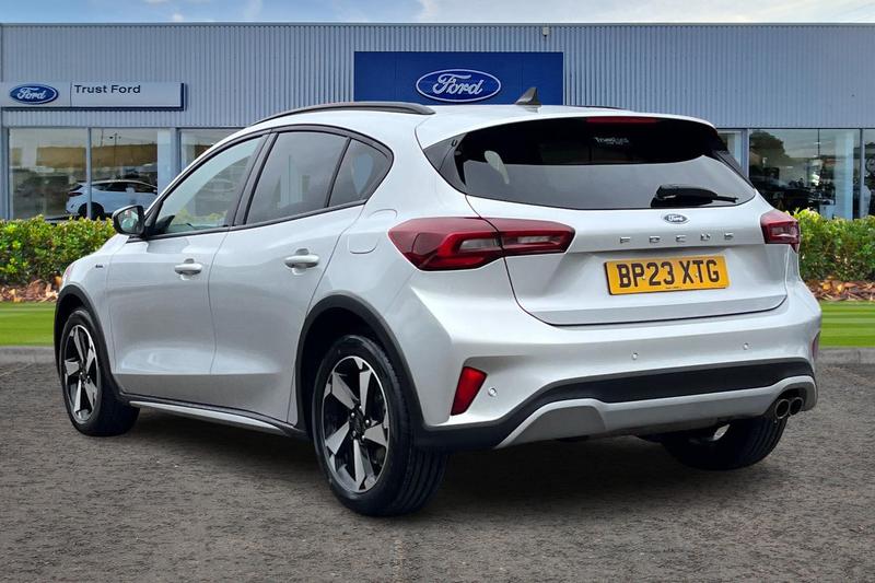 Used Ford Focus 2023 for sale - 76534453: Photo 2