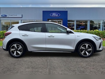 Used Ford Focus 2023 for sale - 76534453: Photo