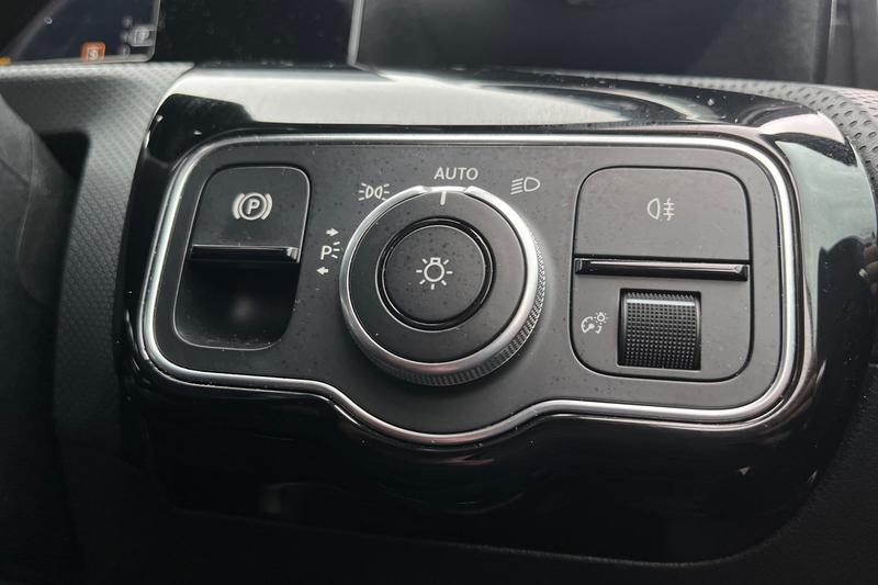 Used Mercedes-Benz A-Class 2019 for sale - 77301216: Photo 24