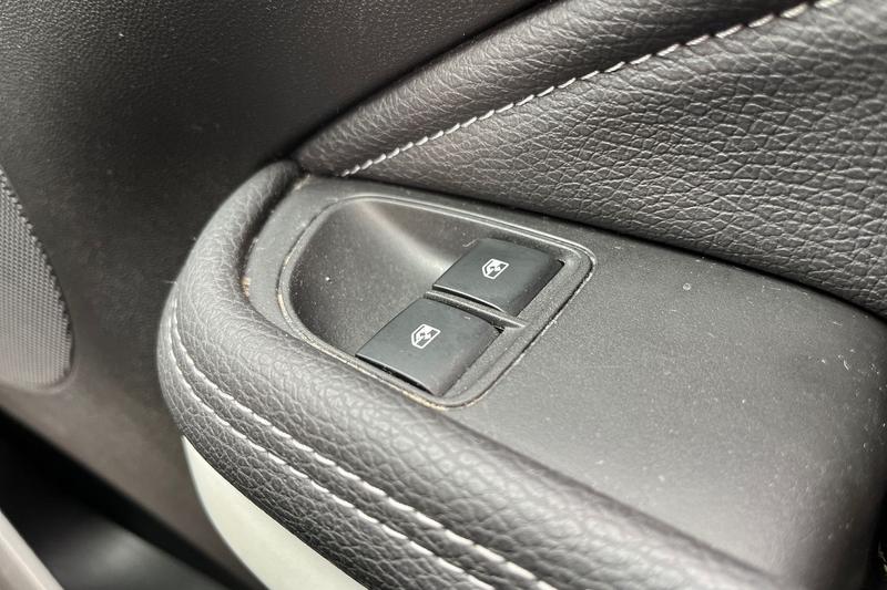 Used Vauxhall ADAM 2017 for sale - 78087867: Photo 16