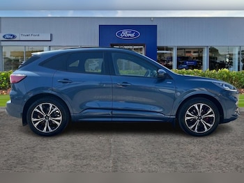 Used Ford Kuga 2024 for sale - 79008401: Photo