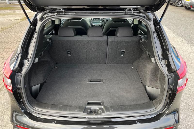 Used Nissan Qashqai 2019 for sale - 77729498: Photo 21