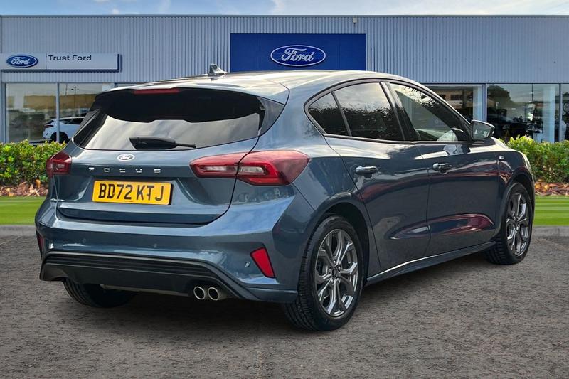 Used Ford Focus 2023 for sale - 76142570: Photo 4